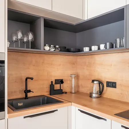 Edinburgh Loft-style *