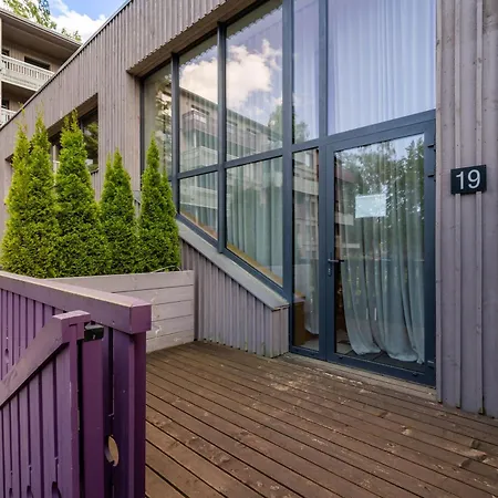 Edinburgh Loft-style