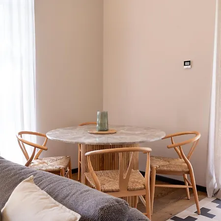 Edinburgh Loft-style *